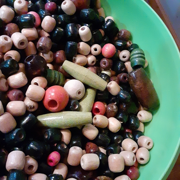 Vintage Wooden Macrame Beads HUGE LOT 5.7 lbs Mixed Boho Dreadlocks Crafting - Picture 7 of 7